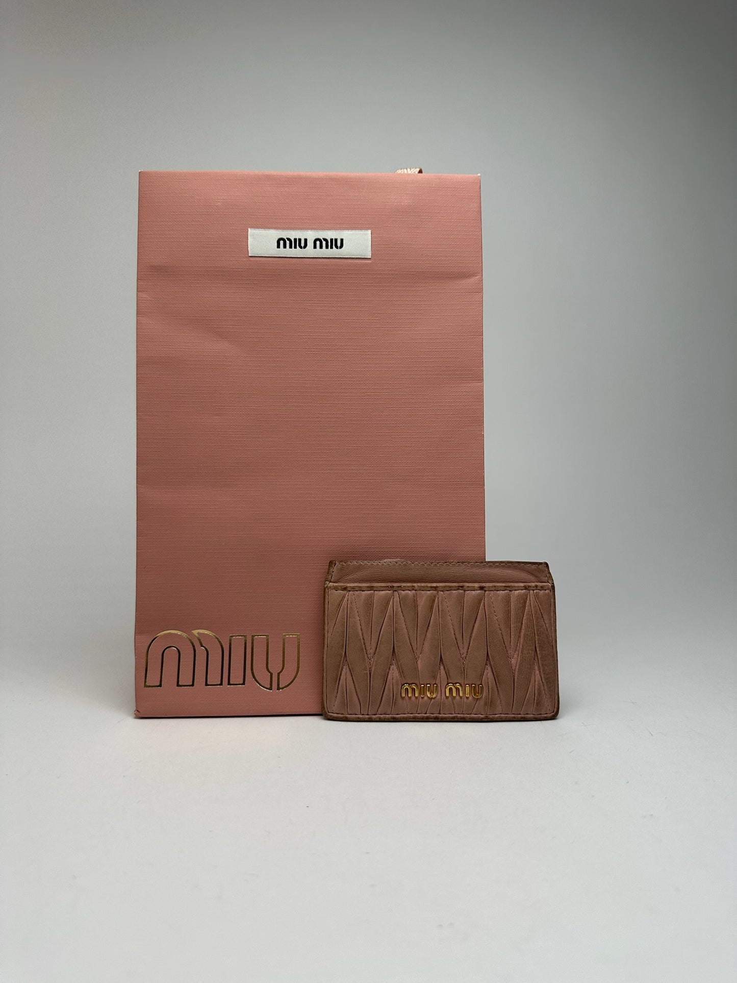 Porte-cartes vintage en cuir rose Miu Miu