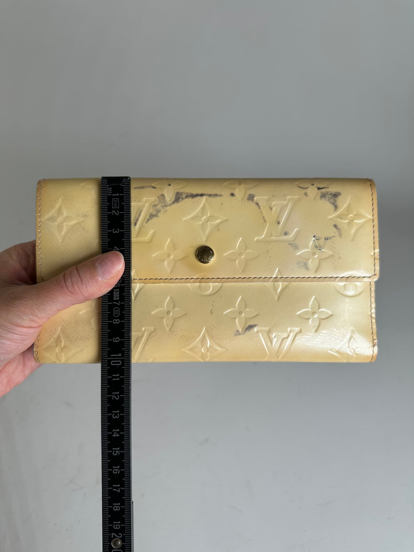 Vintage Louis Vuitton Vernis Long Wallet Light Yellow Gold