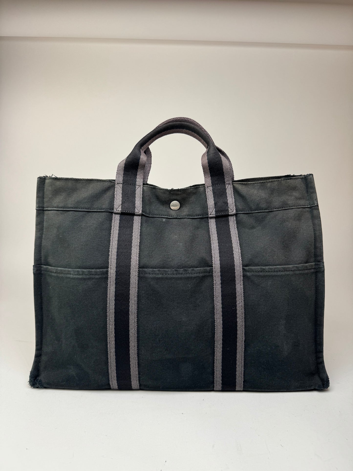 Sac cabas vintage Hermès en toile noire