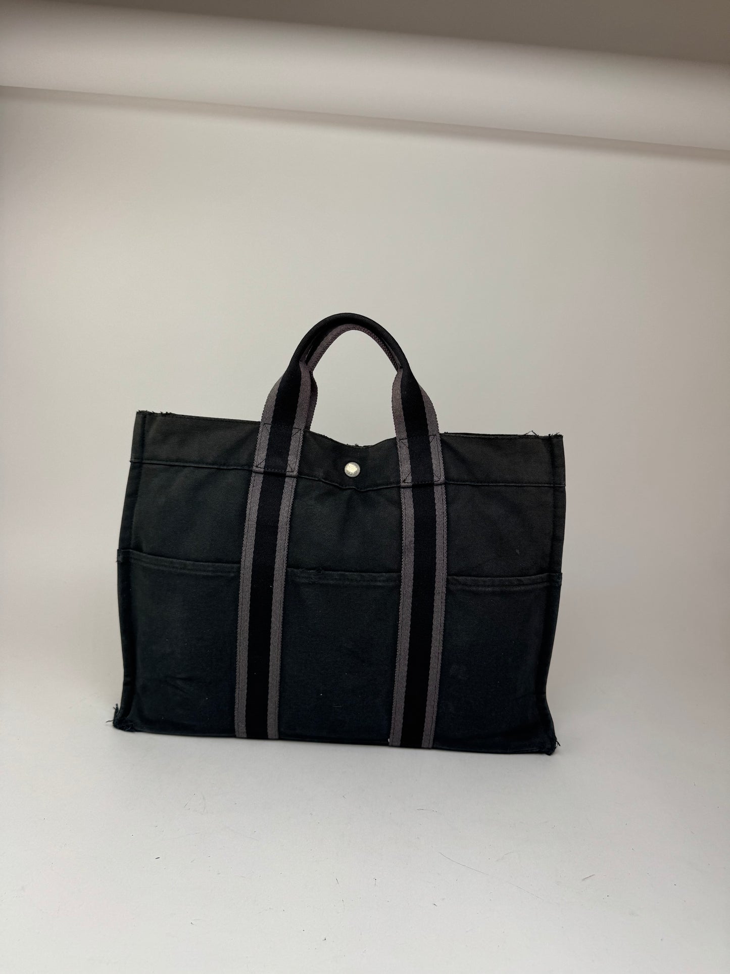 Sac cabas vintage Hermès en toile noire