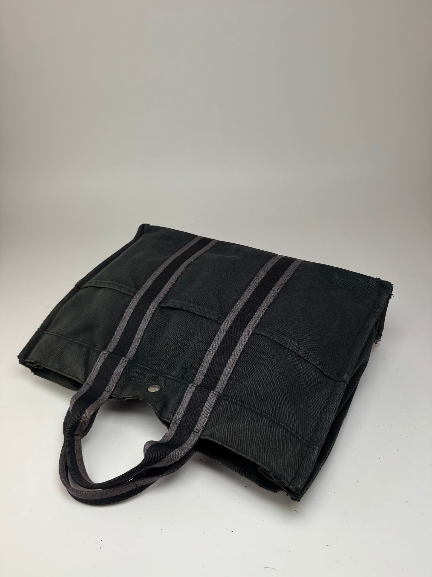 Sac cabas vintage Hermès en toile noire