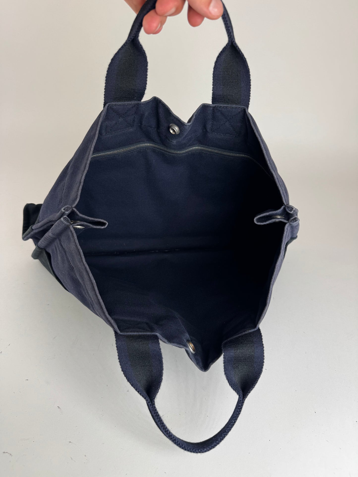Sac cabas vintage Hermès en toile bleu marine et noir