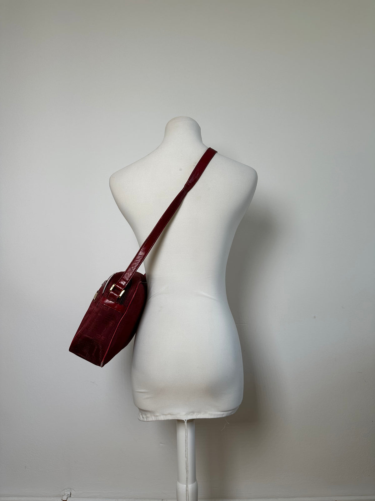 Vintage Givenchy 4G Logo Flap Crossbody Bag Late 1990s Red