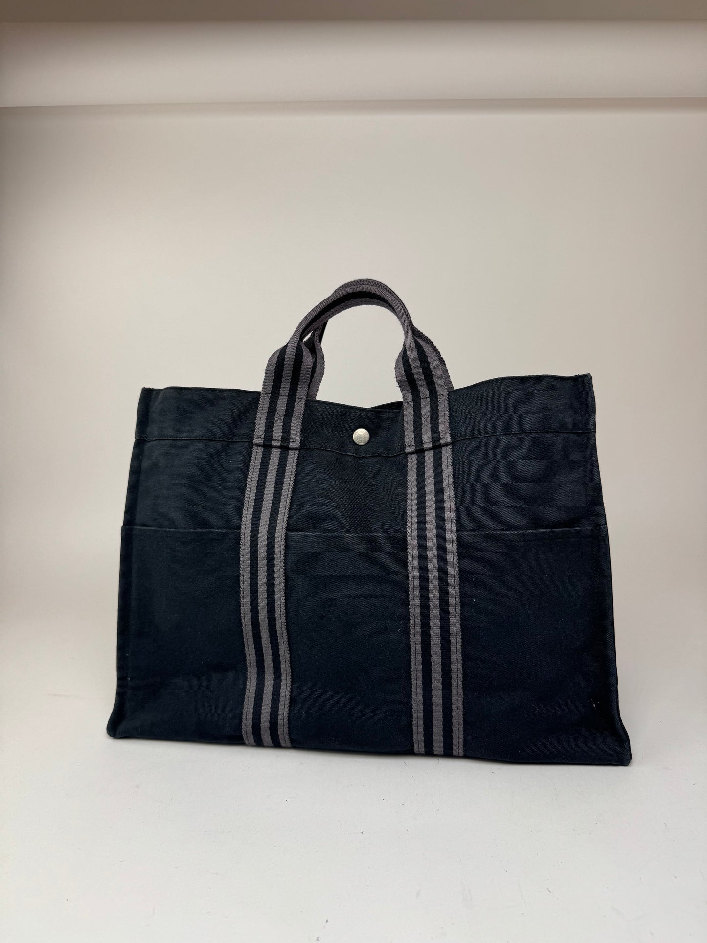 Sac cabas vintage Hermès en toile noire