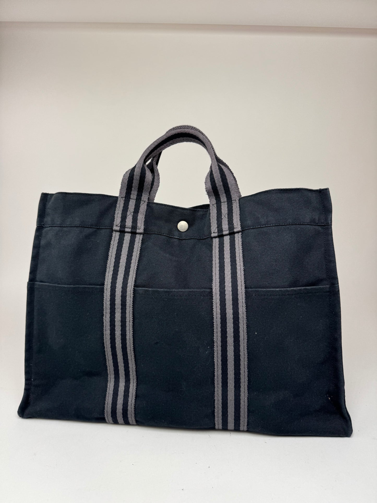 Sac cabas vintage Hermès en toile noire
