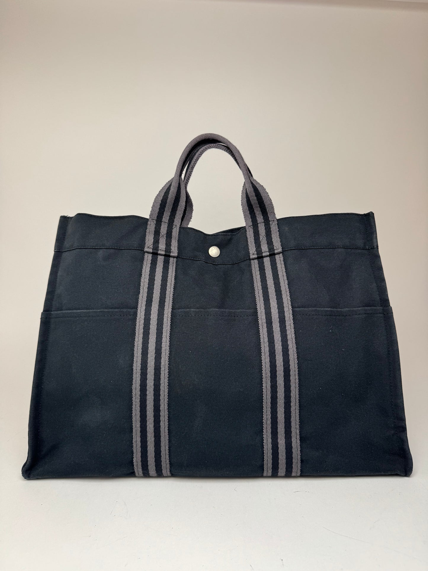 Sac cabas vintage Hermès en toile noire