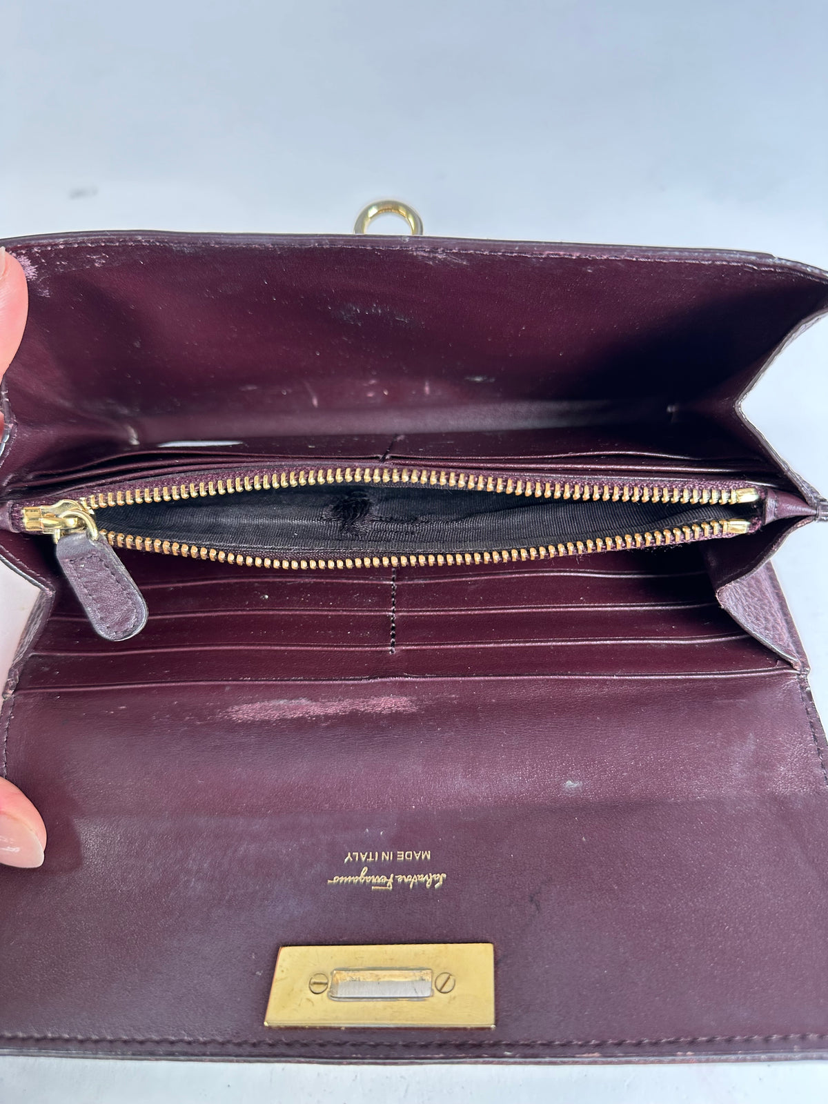 Vintage Ferragamo Gancini Pebbled Leather Bifold Wallet Late 1990s Burgundy