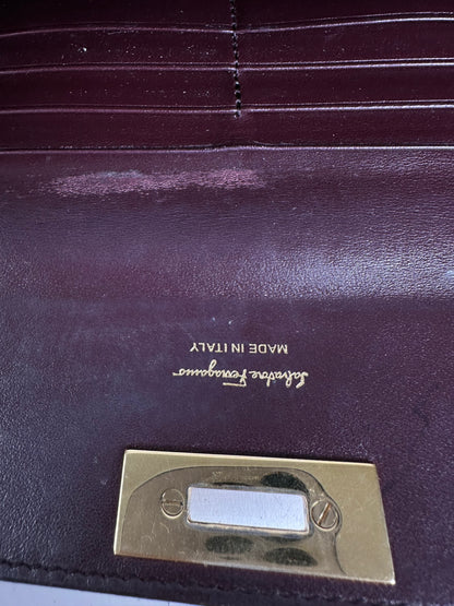 Vintage Ferragamo Gancini Pebbled Leather Bifold Wallet Late 1990s Burgundy