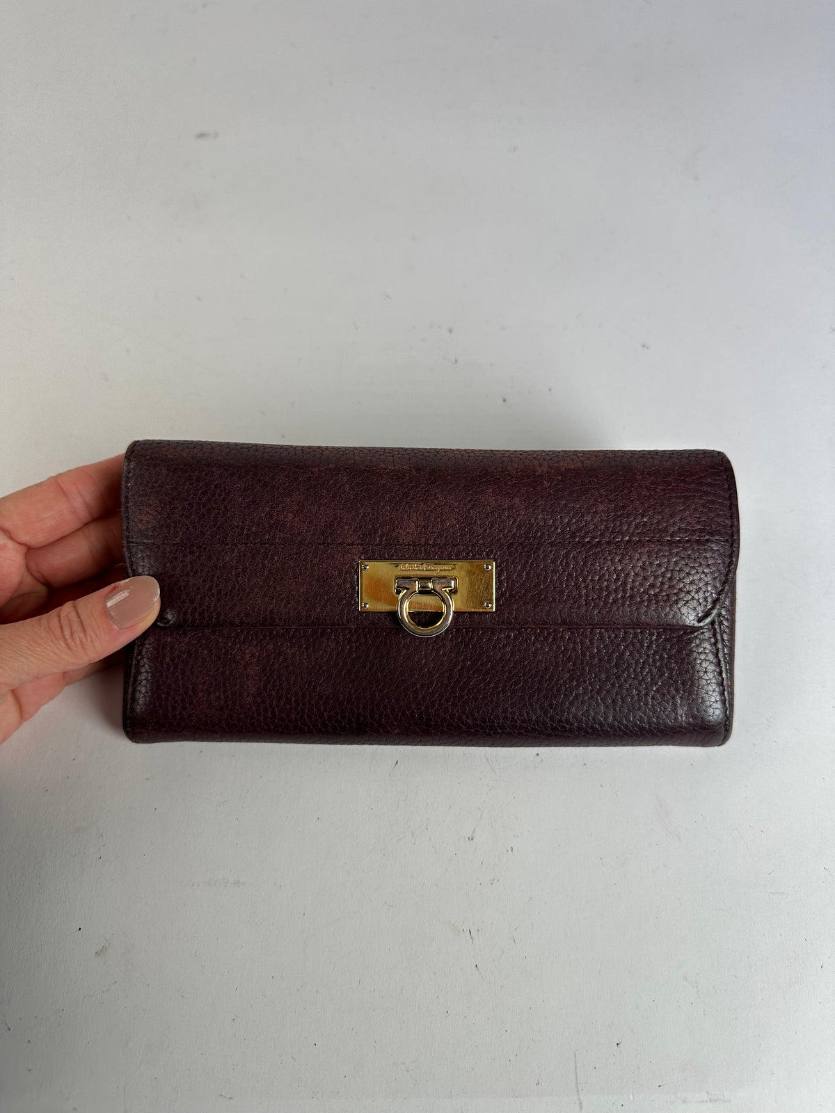 Vintage Ferragamo Gancini Pebbled Leather Bifold Wallet Late 1990s Burgundy