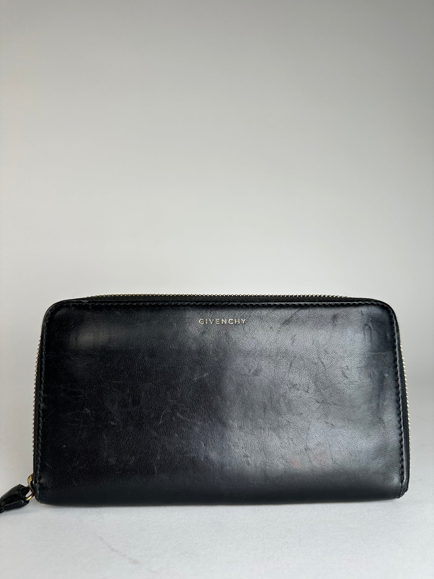 Vintage Givenchy Leather Zippy Wallet Black