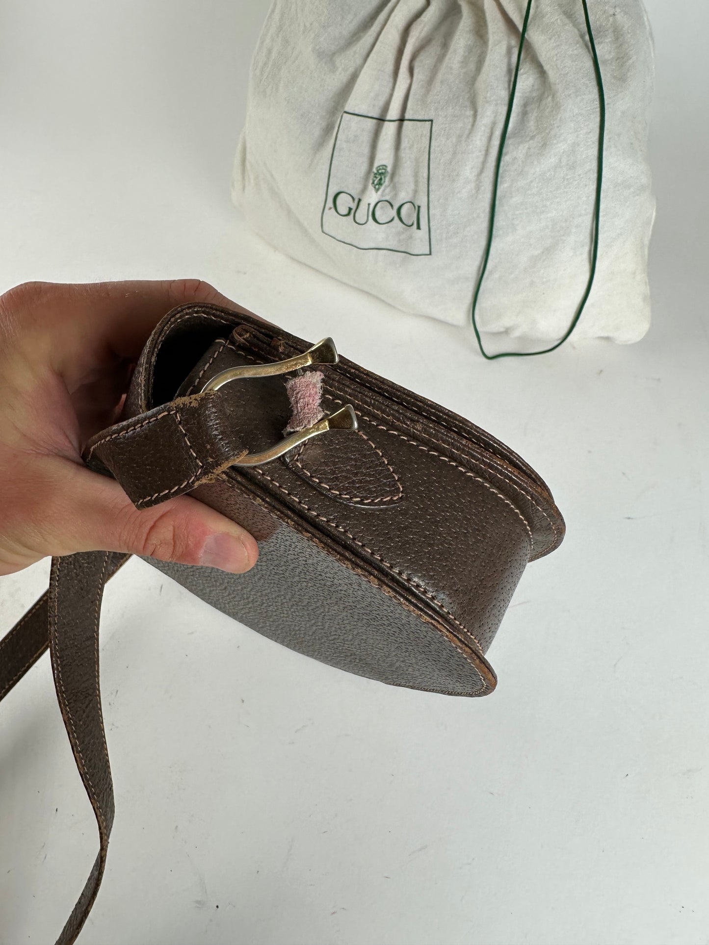 Vintage Gucci Leather Crossbody Bag Brown Keyhole Closure