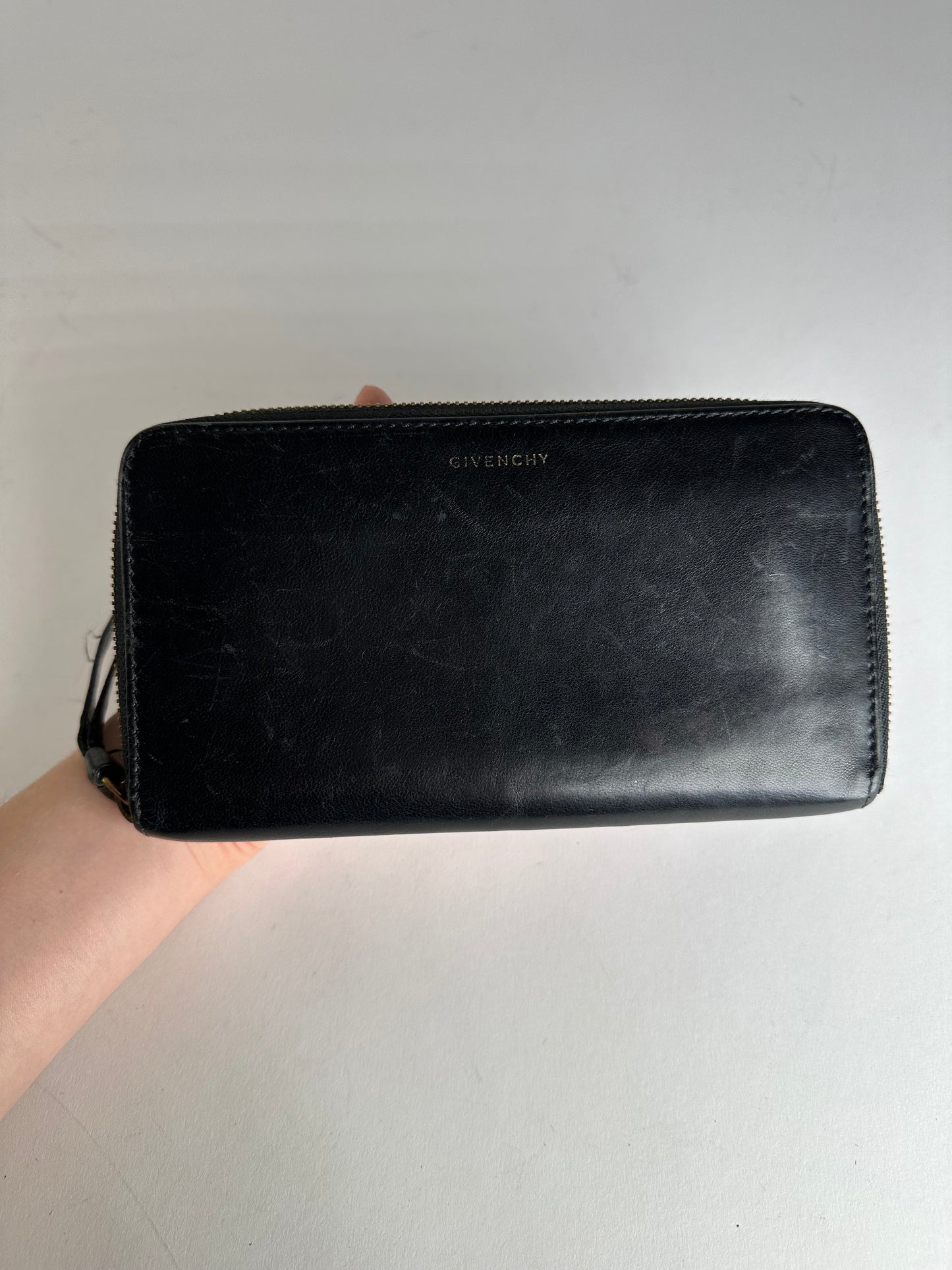 Vintage Givenchy Leather Zippy Wallet Black