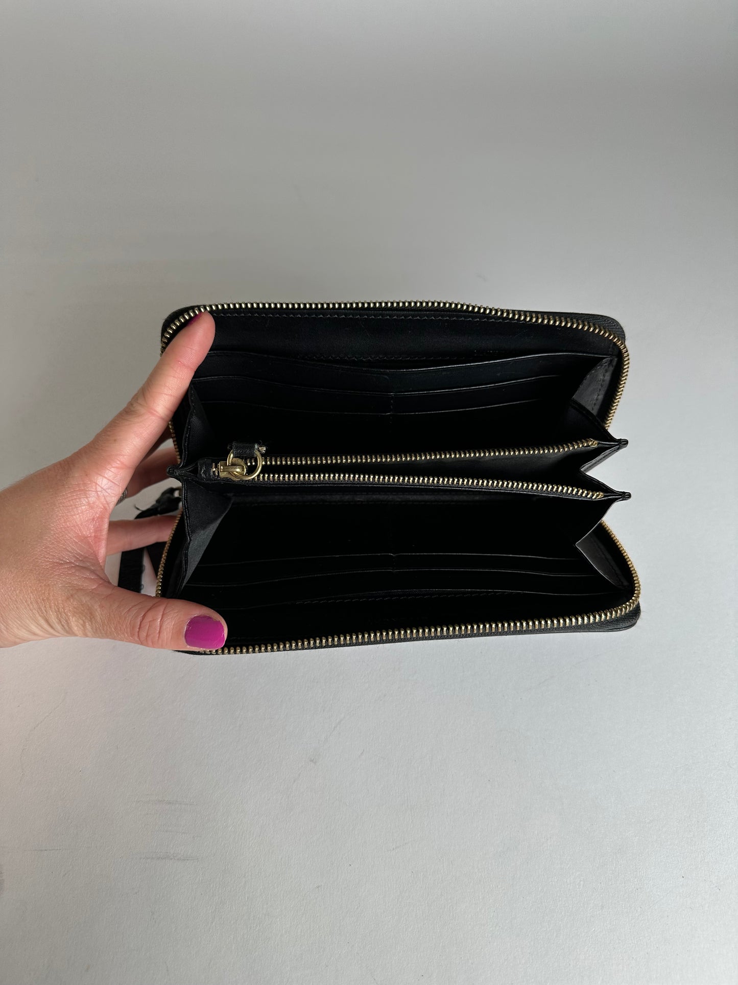 Vintage Givenchy Leather Zippy Wallet Black
