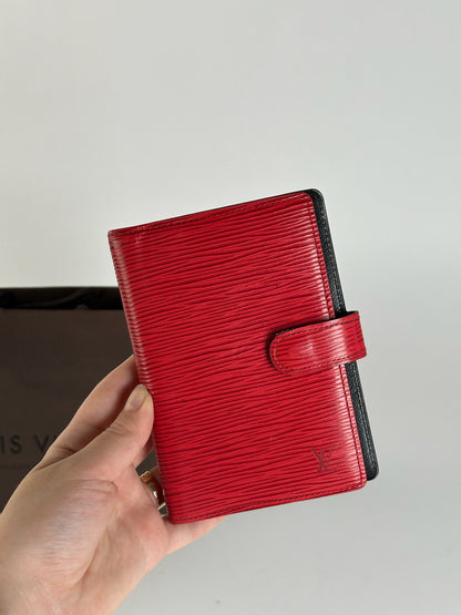 Porte-cartes vintage Louis Vuitton en cuir EPI rouge
