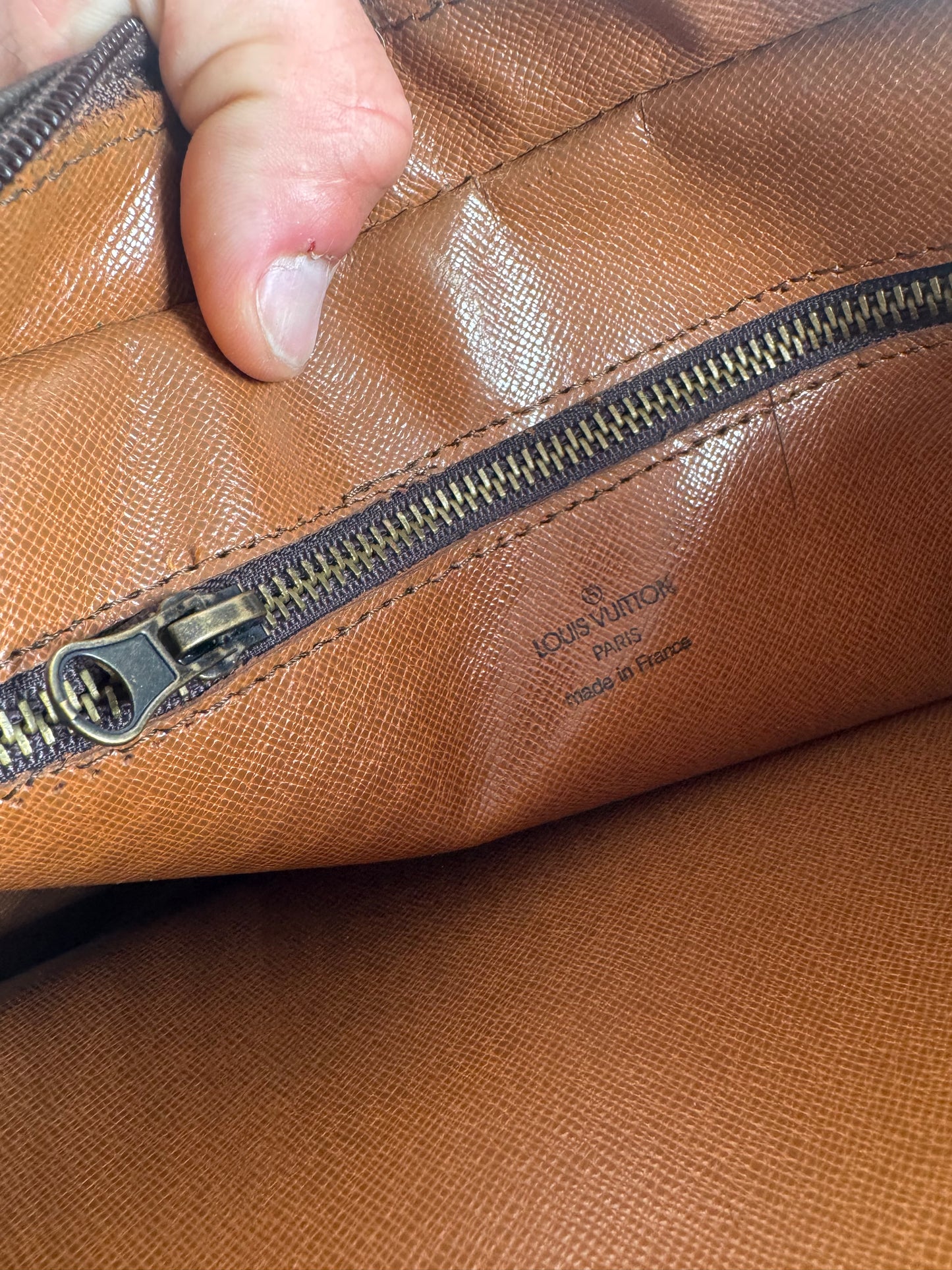 Pochette vintage Louis Vuitton en cuir Monogram marron