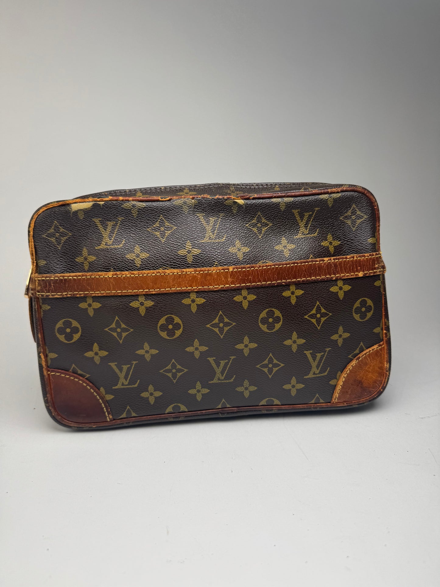 Pochette vintage Louis Vuitton en cuir Monogram marron