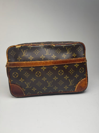 Pochette vintage Louis Vuitton en cuir Monogram marron