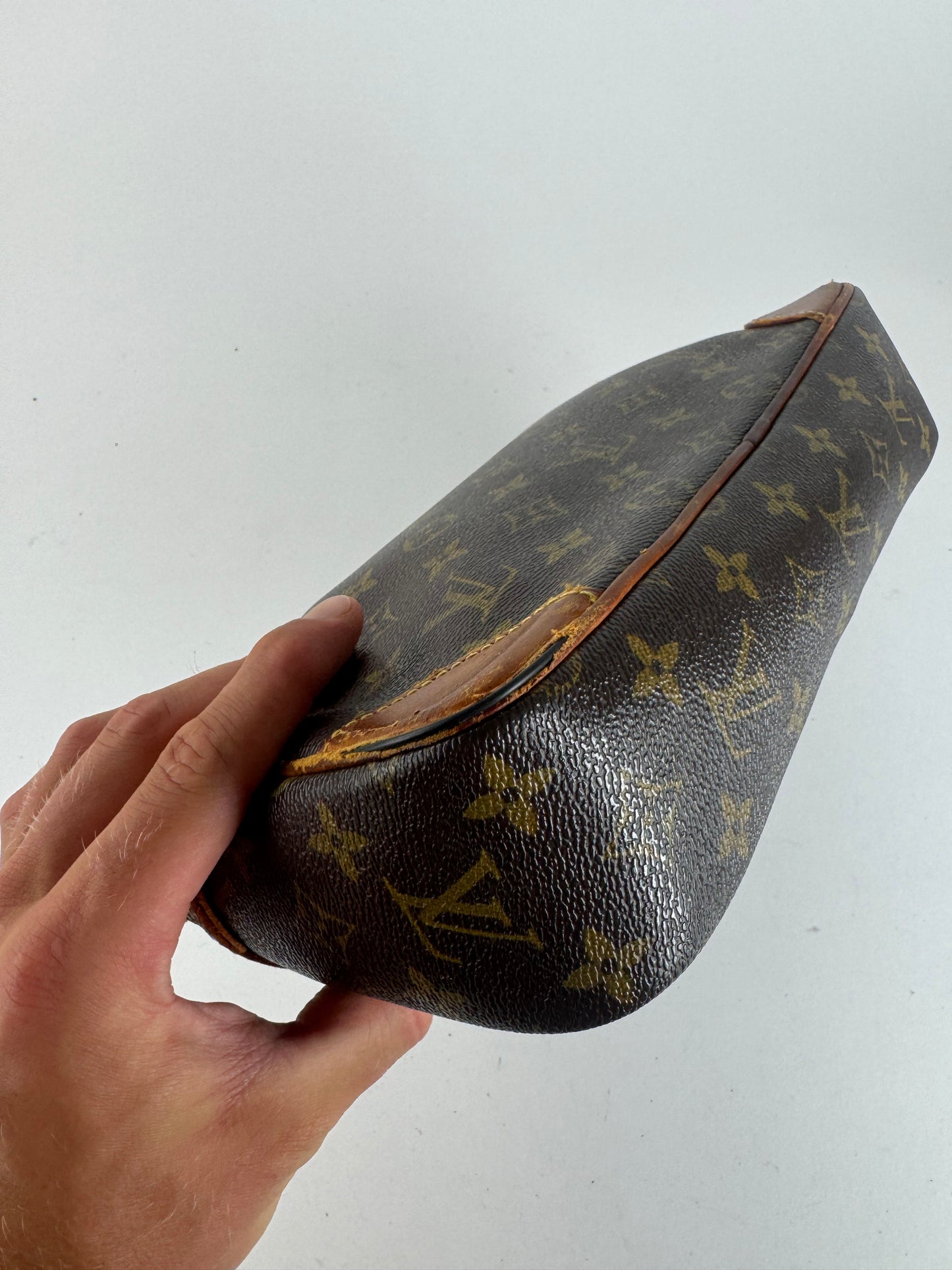 Pochette vintage Louis Vuitton en cuir Monogram marron