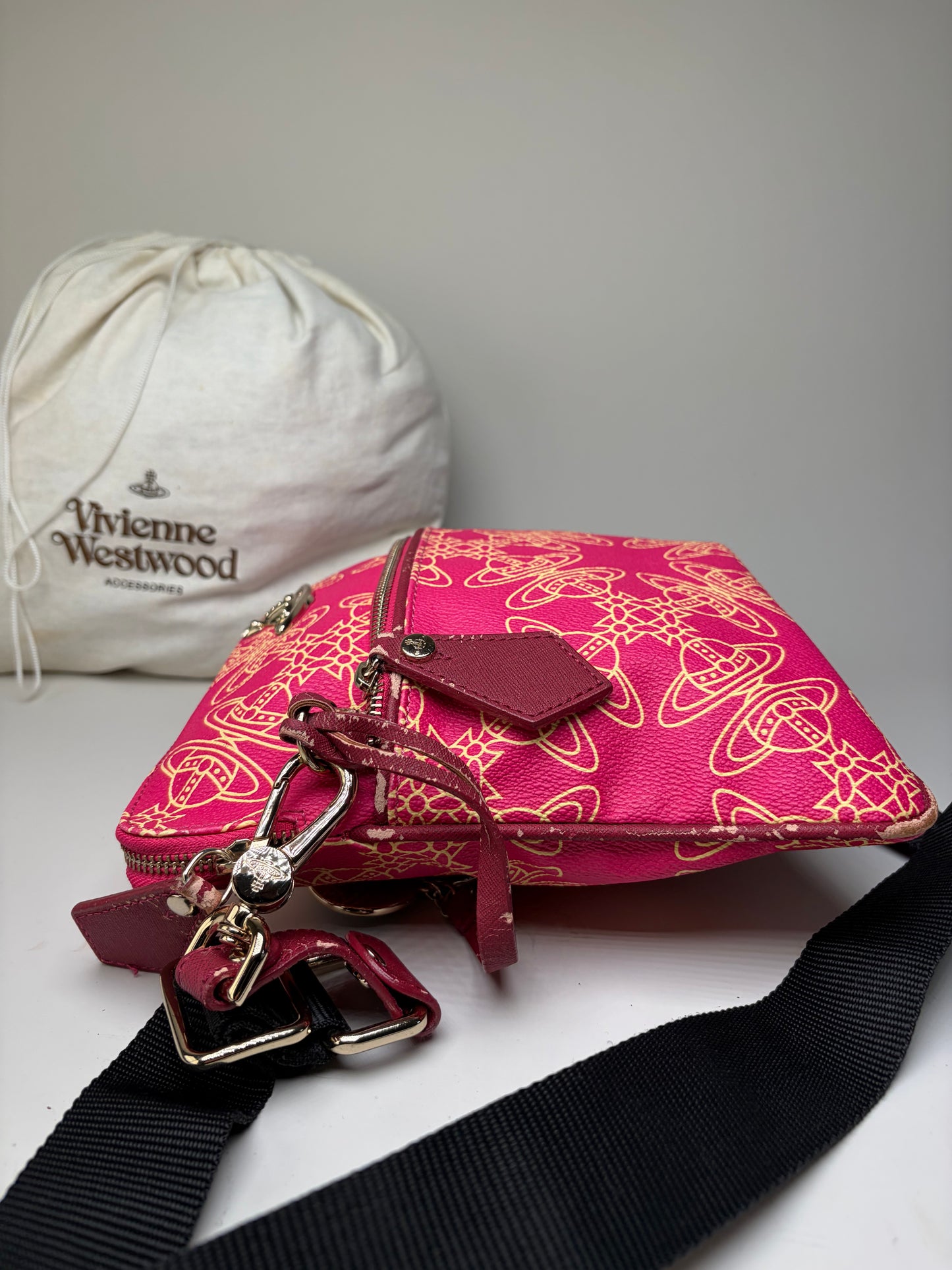 Vintage Vivienne Westwood Orb Geometric Crossbody Bag Pink Yellow