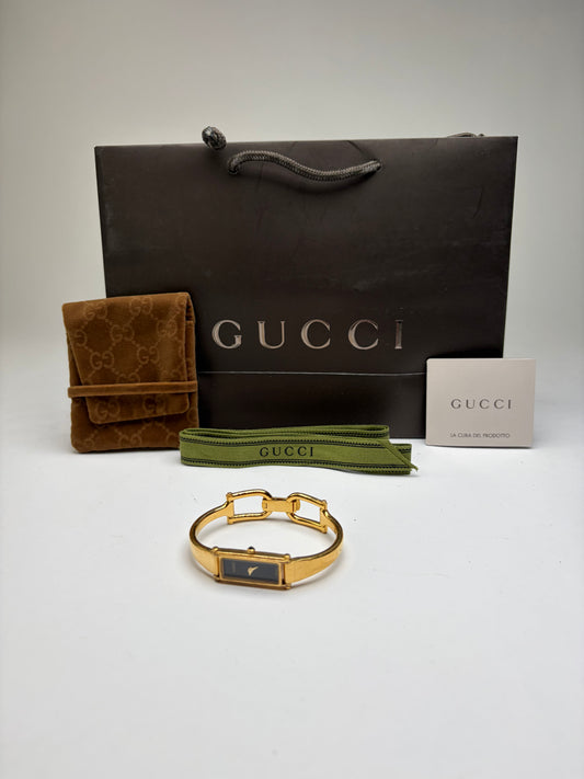 Vintage Gucci 1500L Bracelet Watch Late 1990s Gold Black