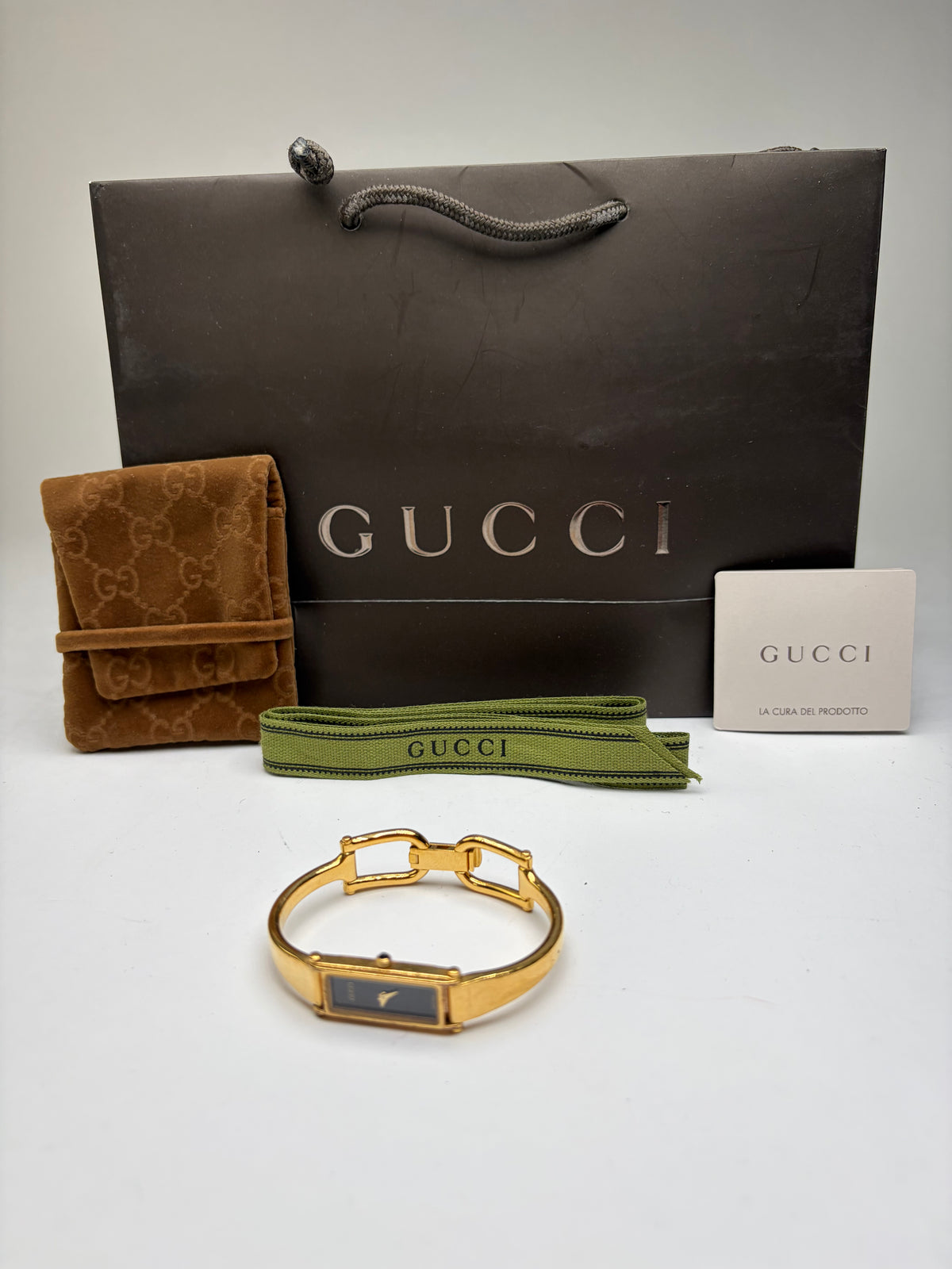 Vintage Gucci 1500L Bracelet Watch Late 1990s Gold Black