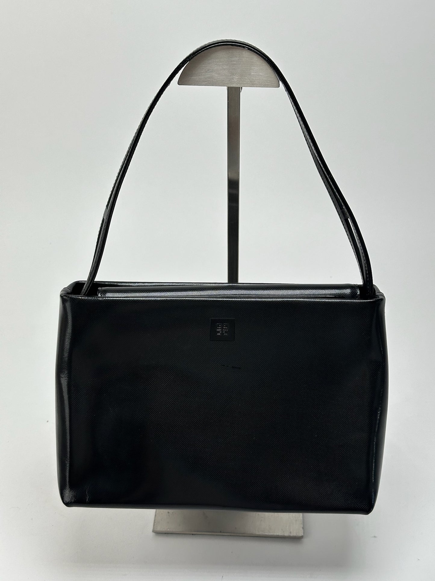 Sac vintage Givenchy en cuir verni noir
