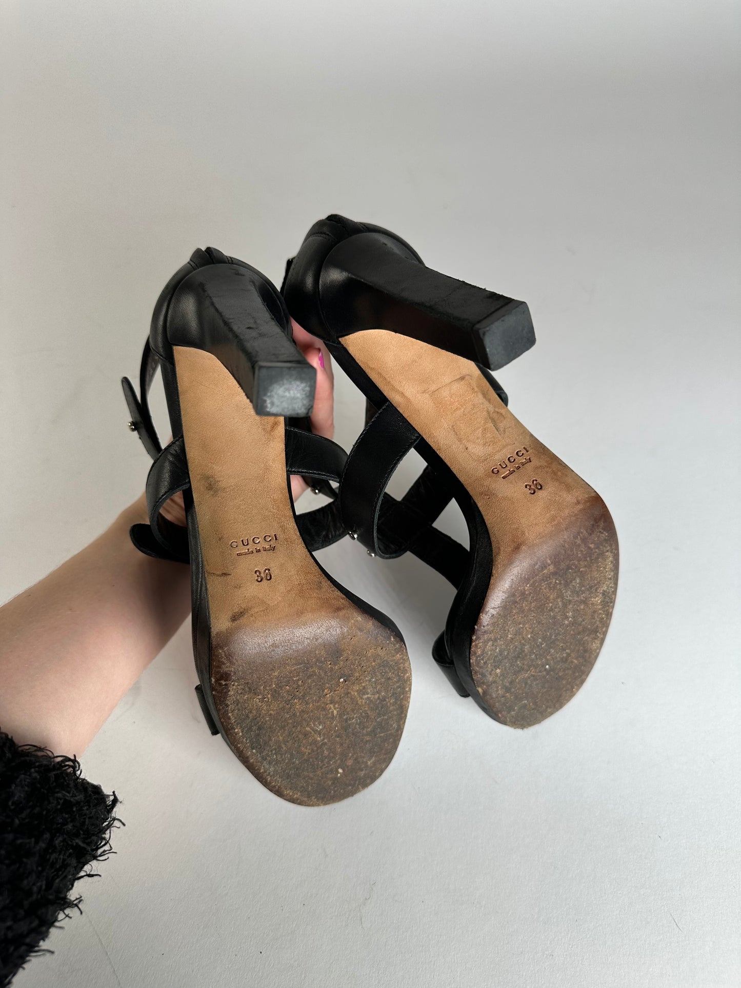Vintage Gucci Studded Leather Pumps Black EU36