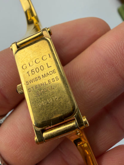 Vintage Gucci 1500L Bracelet Watch Late 1990s Gold Black