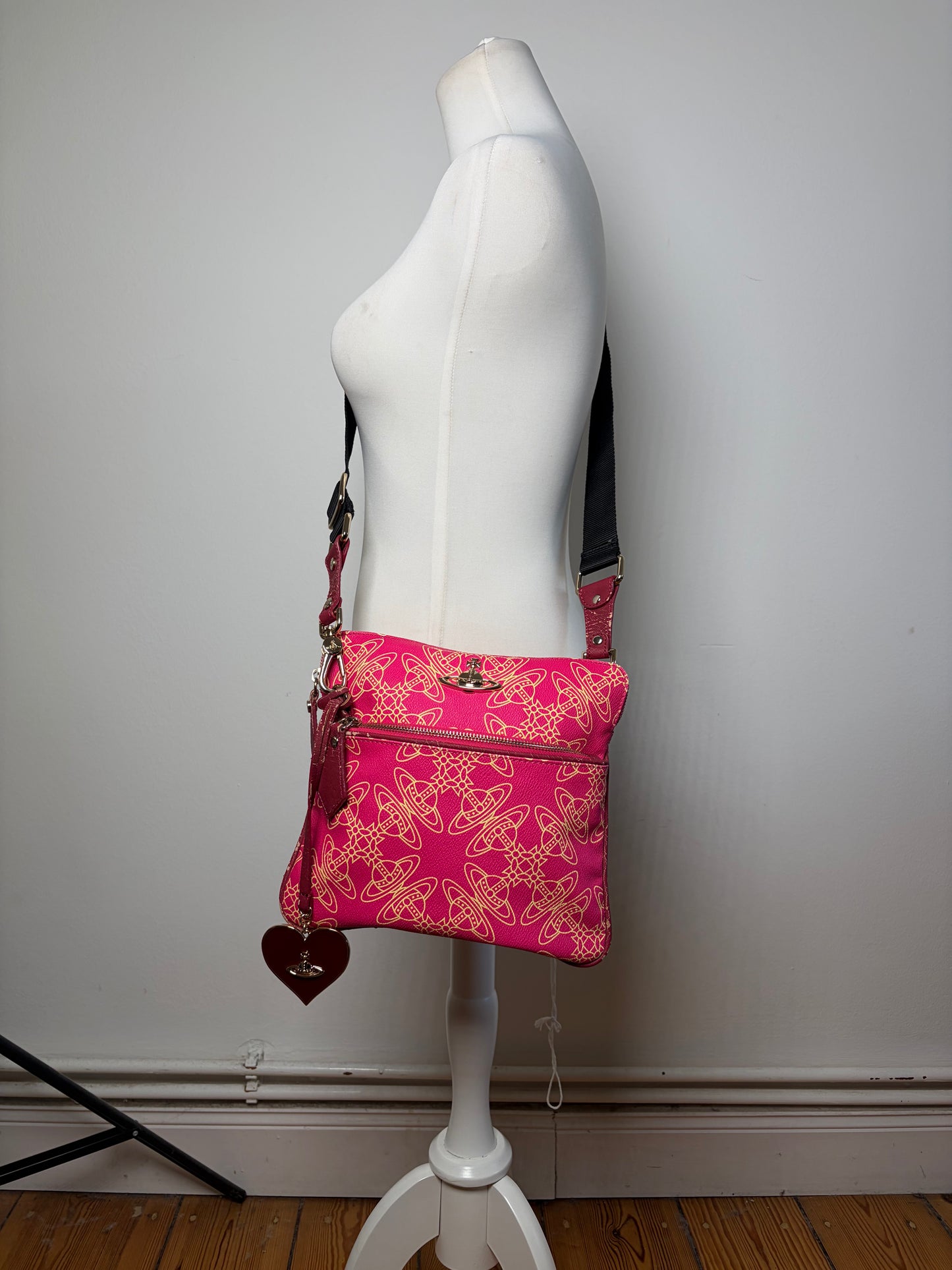 Vintage Vivienne Westwood Orb Geometric Crossbody Bag Pink Yellow