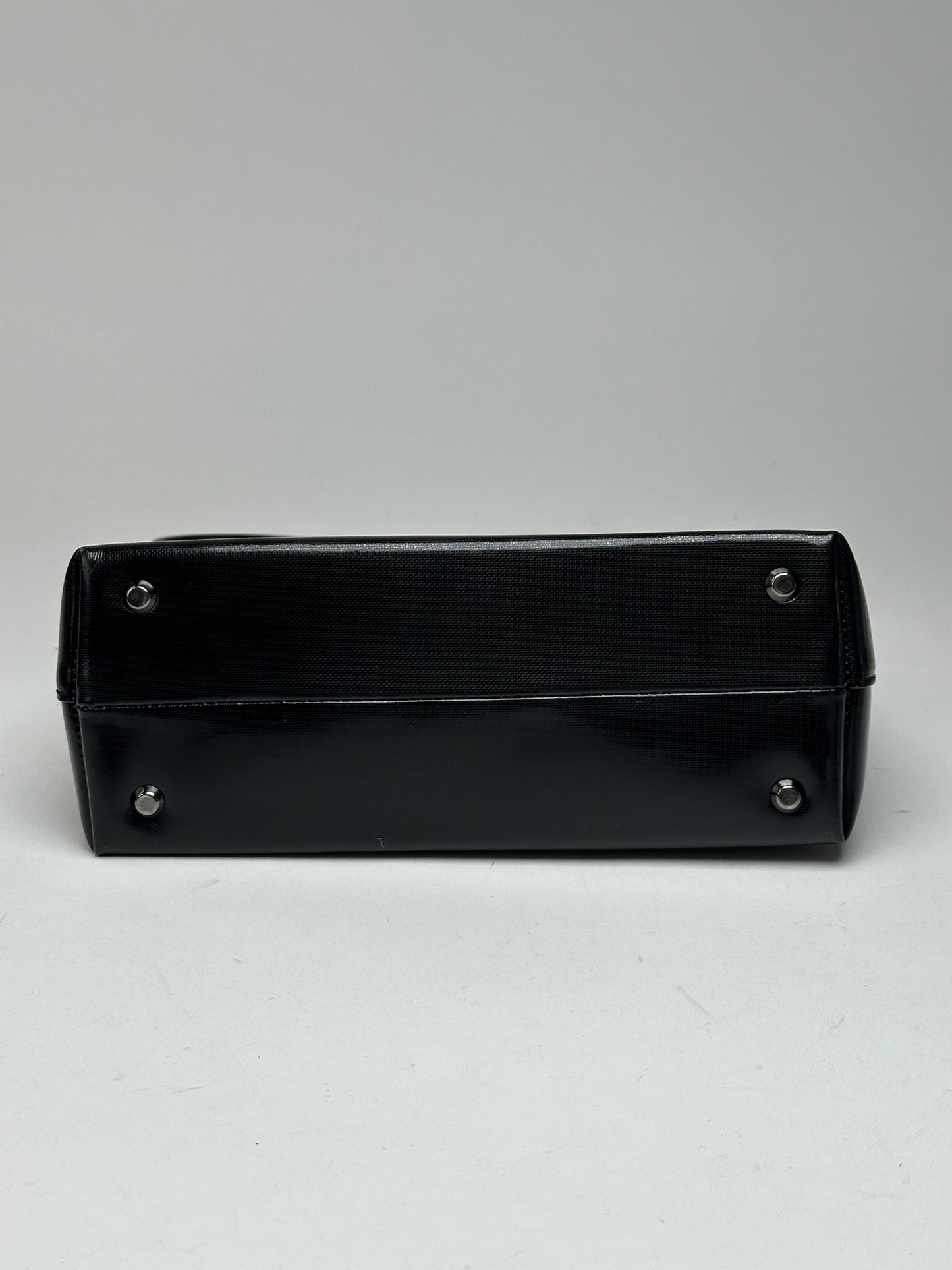 Sac vintage Givenchy en cuir verni noir