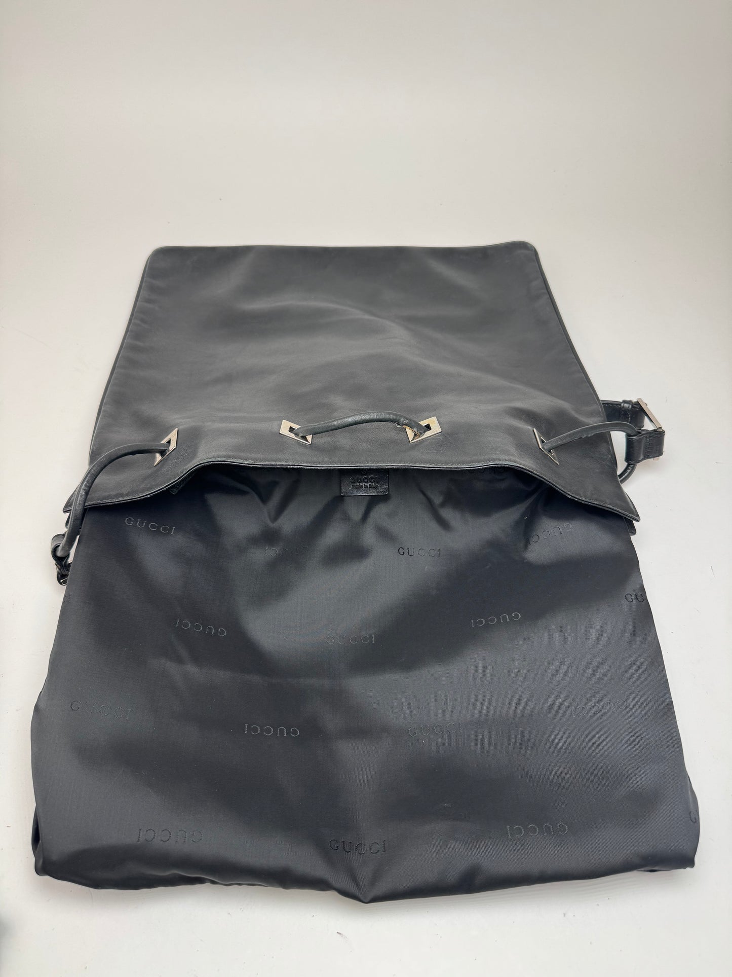 Sac seau vintage en cuir Gucci noir