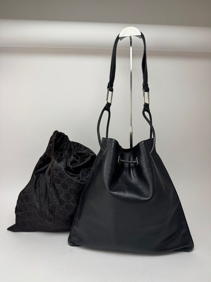 Sac seau vintage en cuir Gucci noir
