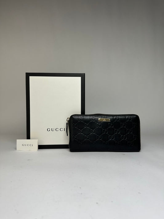 Vintage Gucci GG Guccissima Leather Bifold Wallet Late 2000s Black