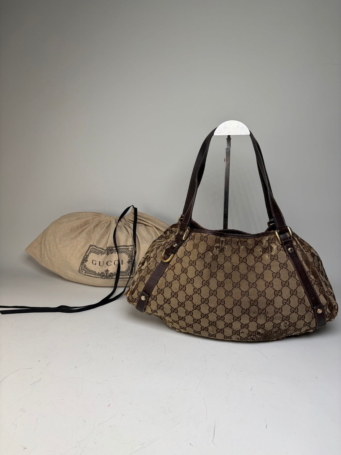 Vintage Gucci GG Supreme Abbey Shoulder Bag Beige Brown