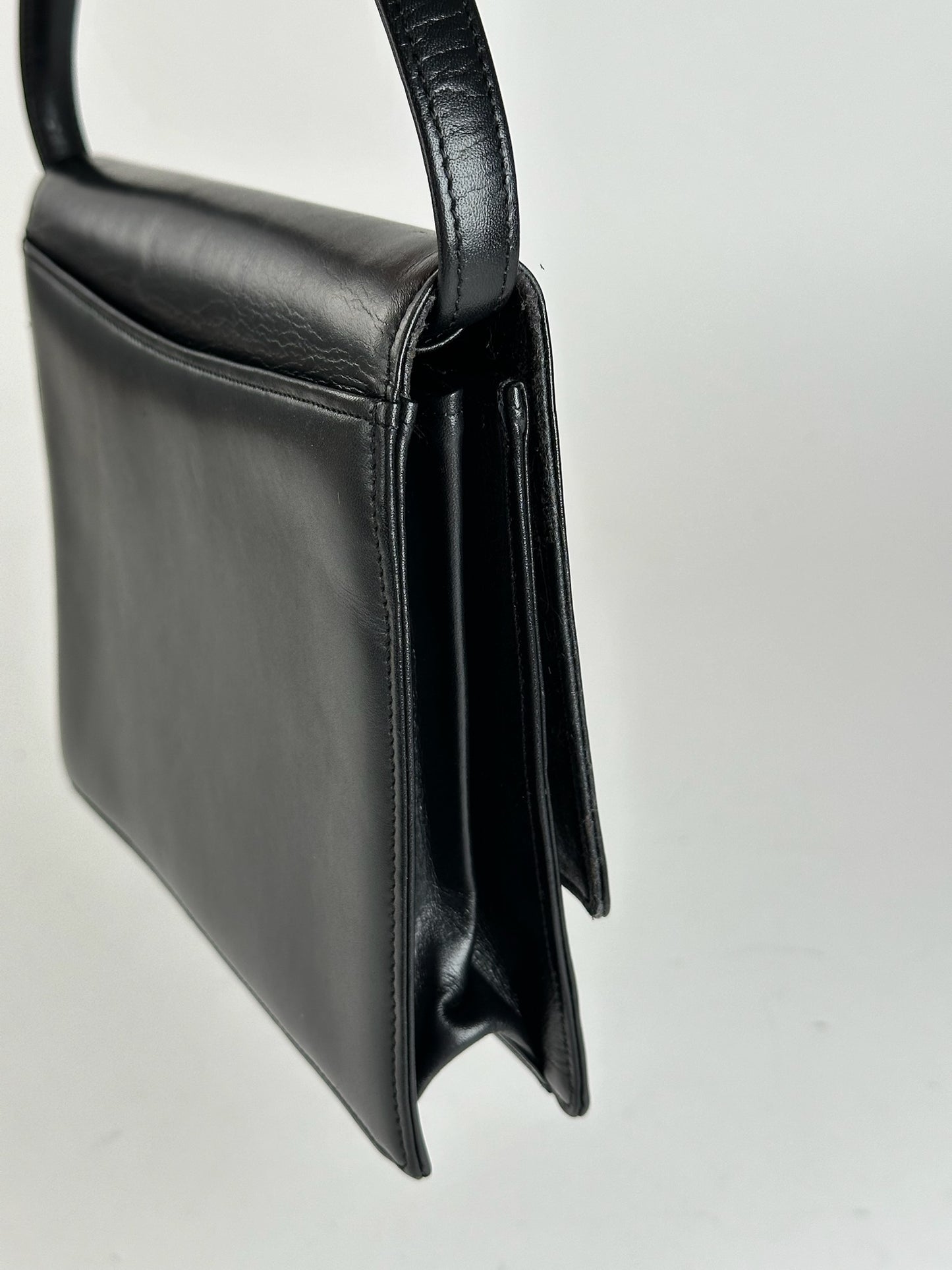 Sac vintage en cuir noir Givenchy