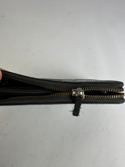 Vintage Gucci GG Guccissima Leather Bifold Wallet Late 2000s Black