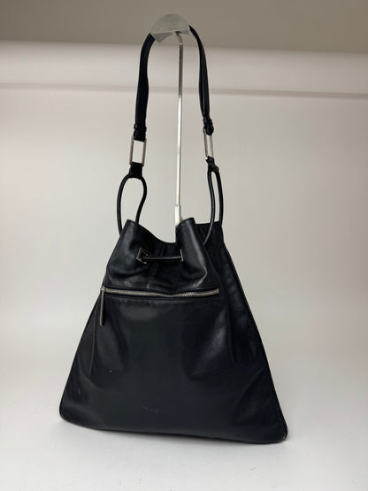 Sac seau vintage en cuir Gucci noir