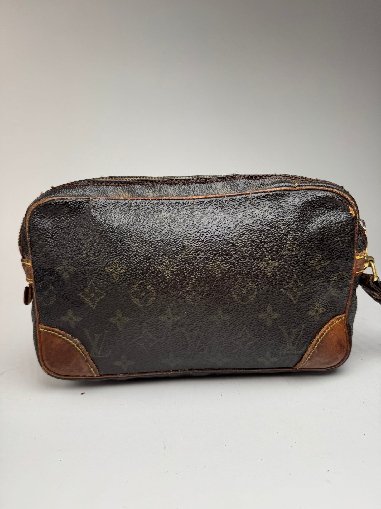Pochette vintage Louis Vuitton en cuir Monogram marron