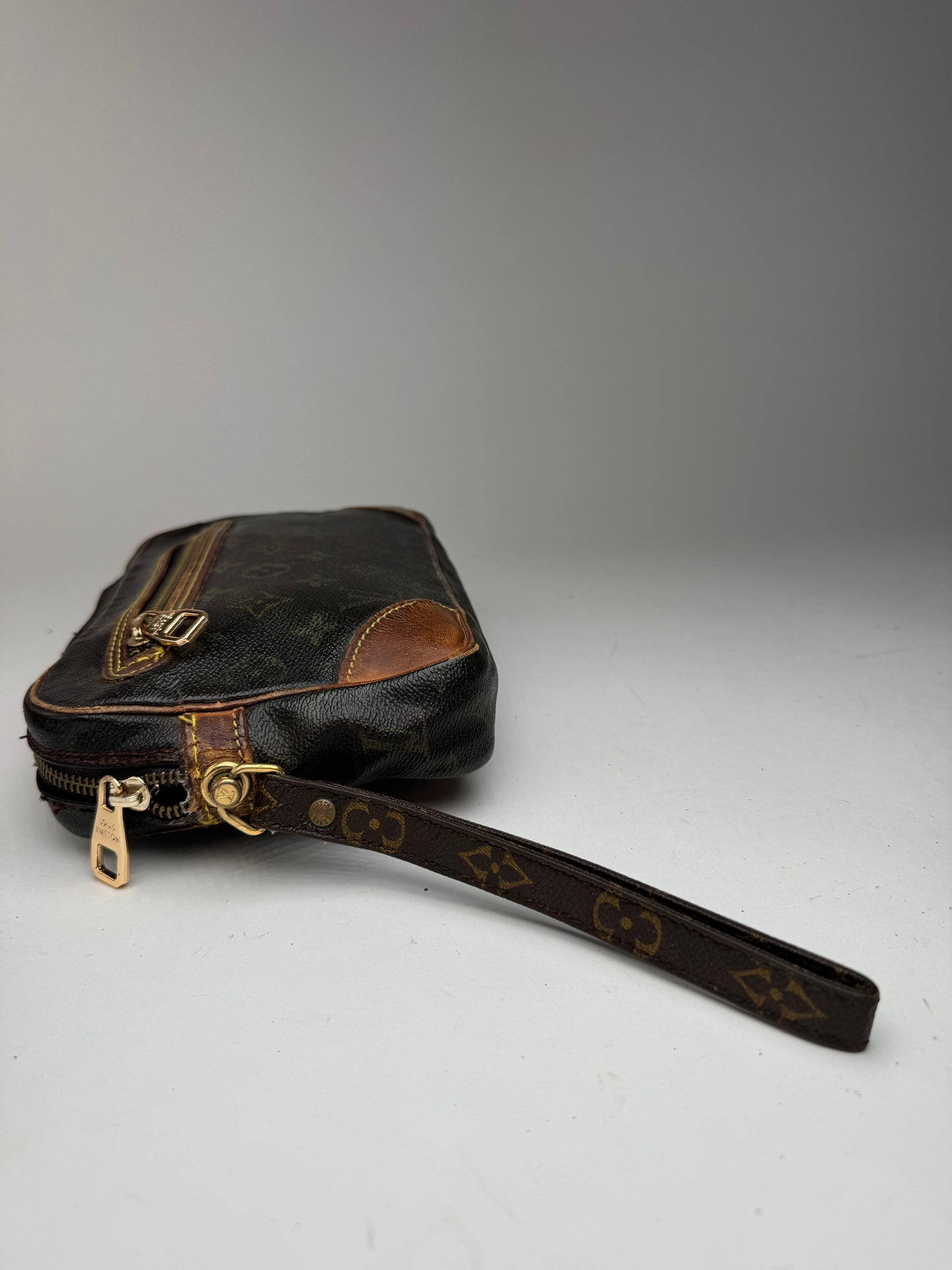 Pochette vintage Louis Vuitton en cuir Monogram marron