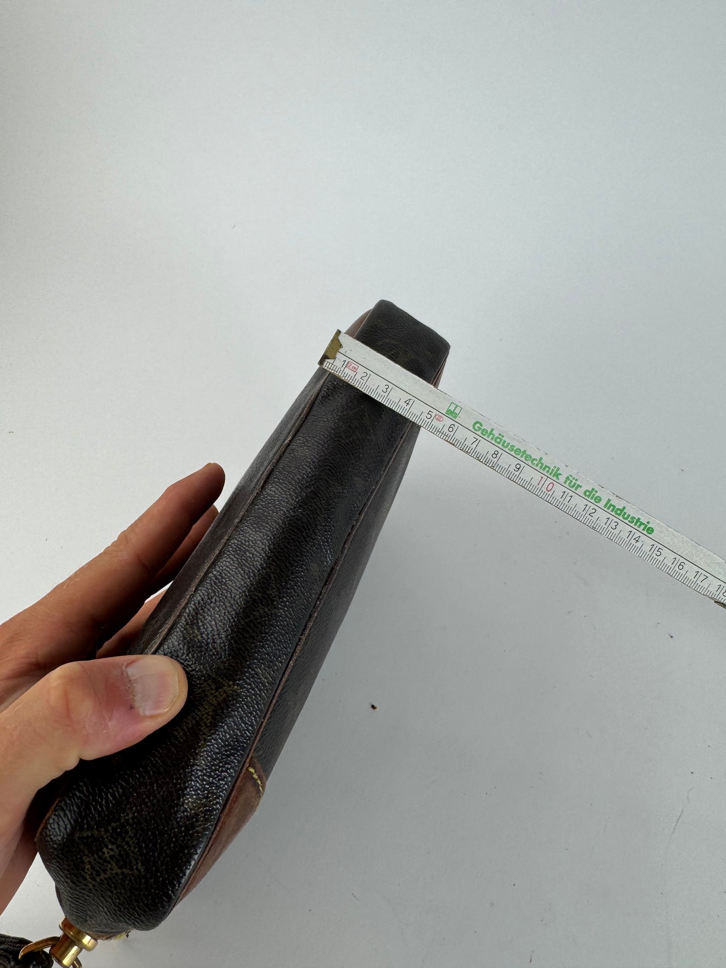 Pochette vintage Louis Vuitton en cuir Monogram marron