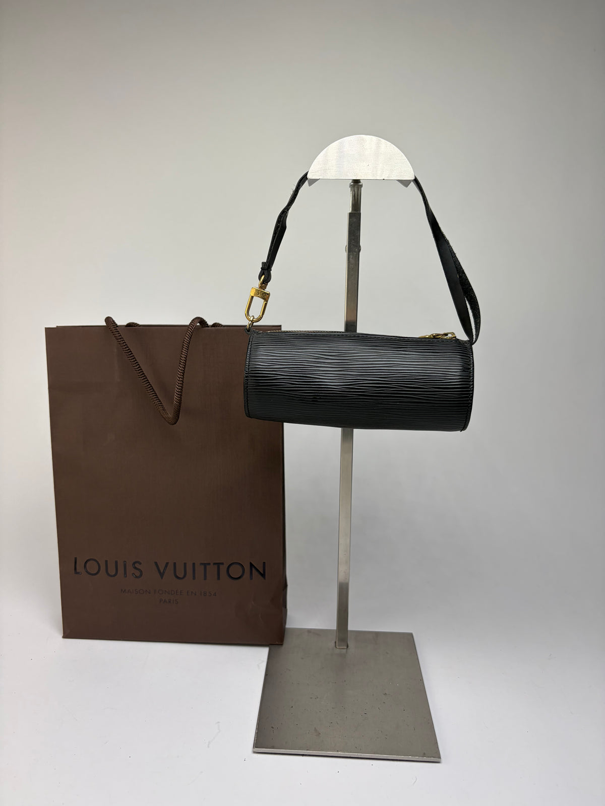 Vintage Louis Vuitton Epi Flap Crossbody Bag 1991 Black