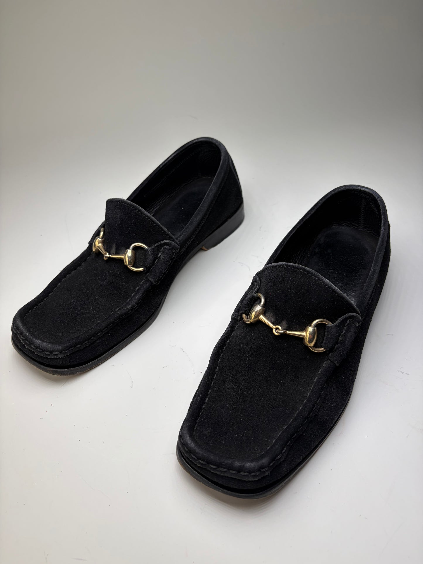 Vintage Gucci Suede Loafers Black Gold-Tone Chain EU39.5