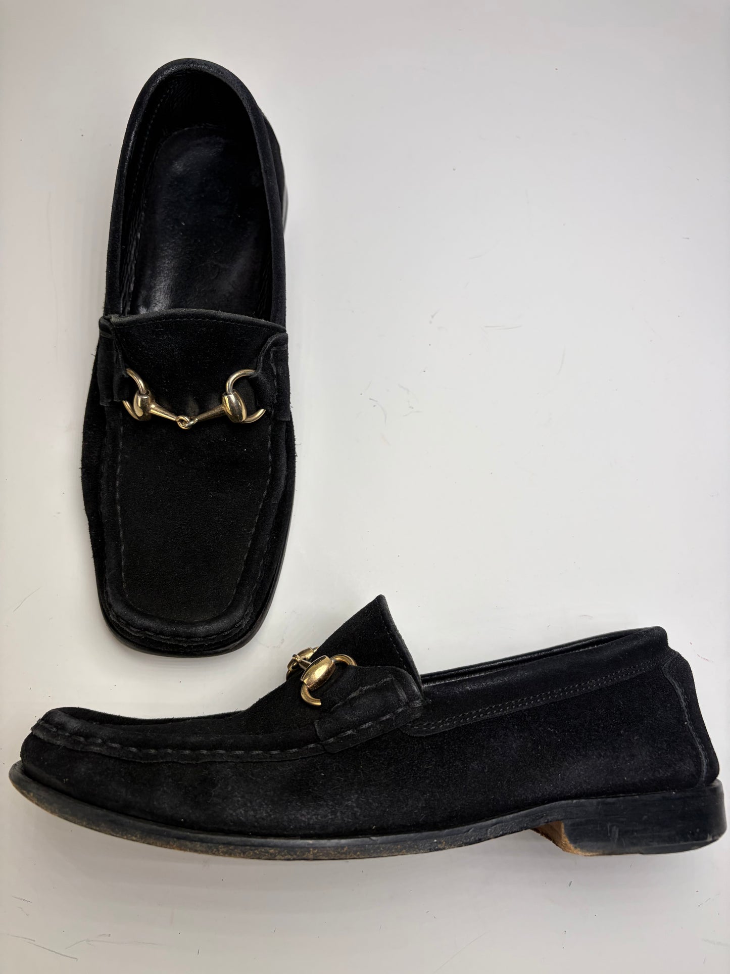 Vintage Gucci Suede Loafers Black Gold-Tone Chain EU39.5