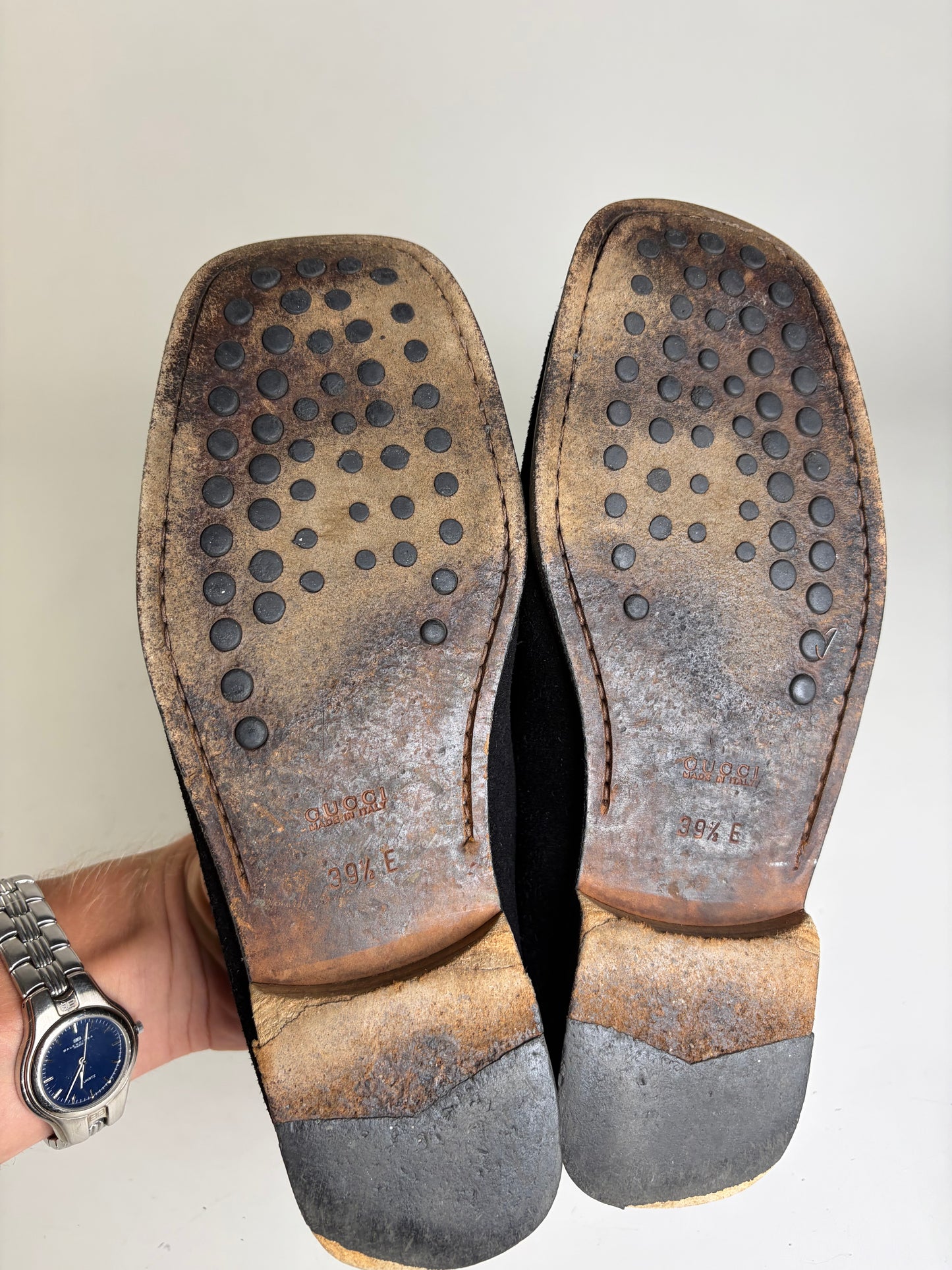 Vintage Gucci Suede Loafers Black Gold-Tone Chain EU39.5