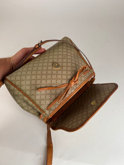 Sac bandoulière vintage Céline Triomphe Monogram beige