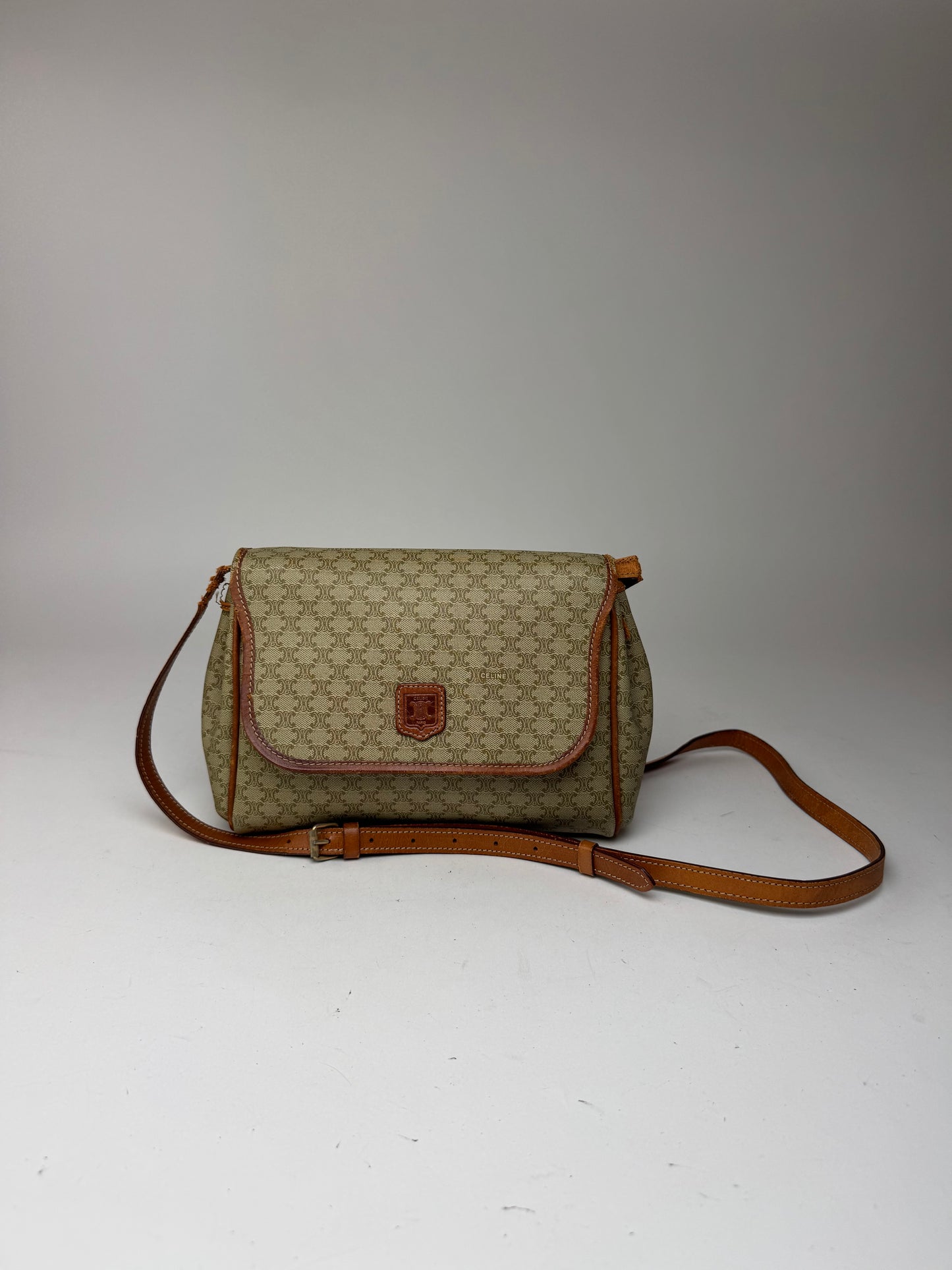 Sac bandoulière vintage Céline Triomphe Monogram beige