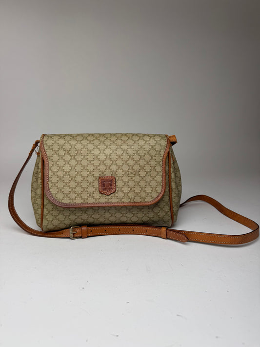 Sac bandoulière vintage Céline Triomphe Monogram beige