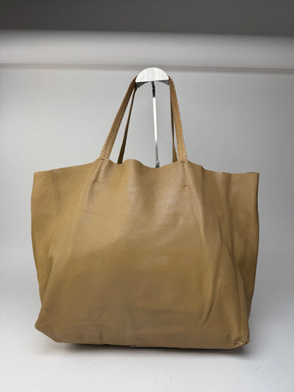 Grand sac fourre-tout vintage en cuir camel Céline Paris