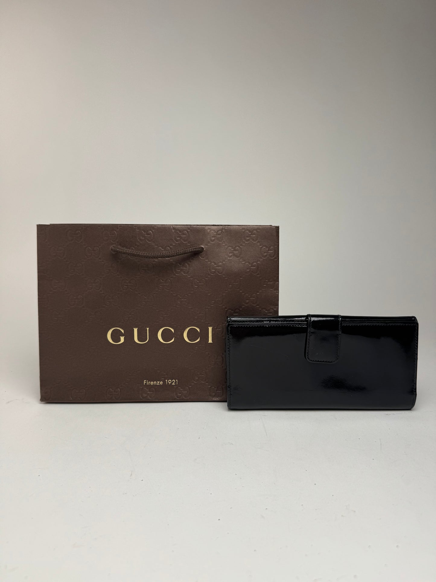 Vintage Gucci Patent Leather Wallet black
