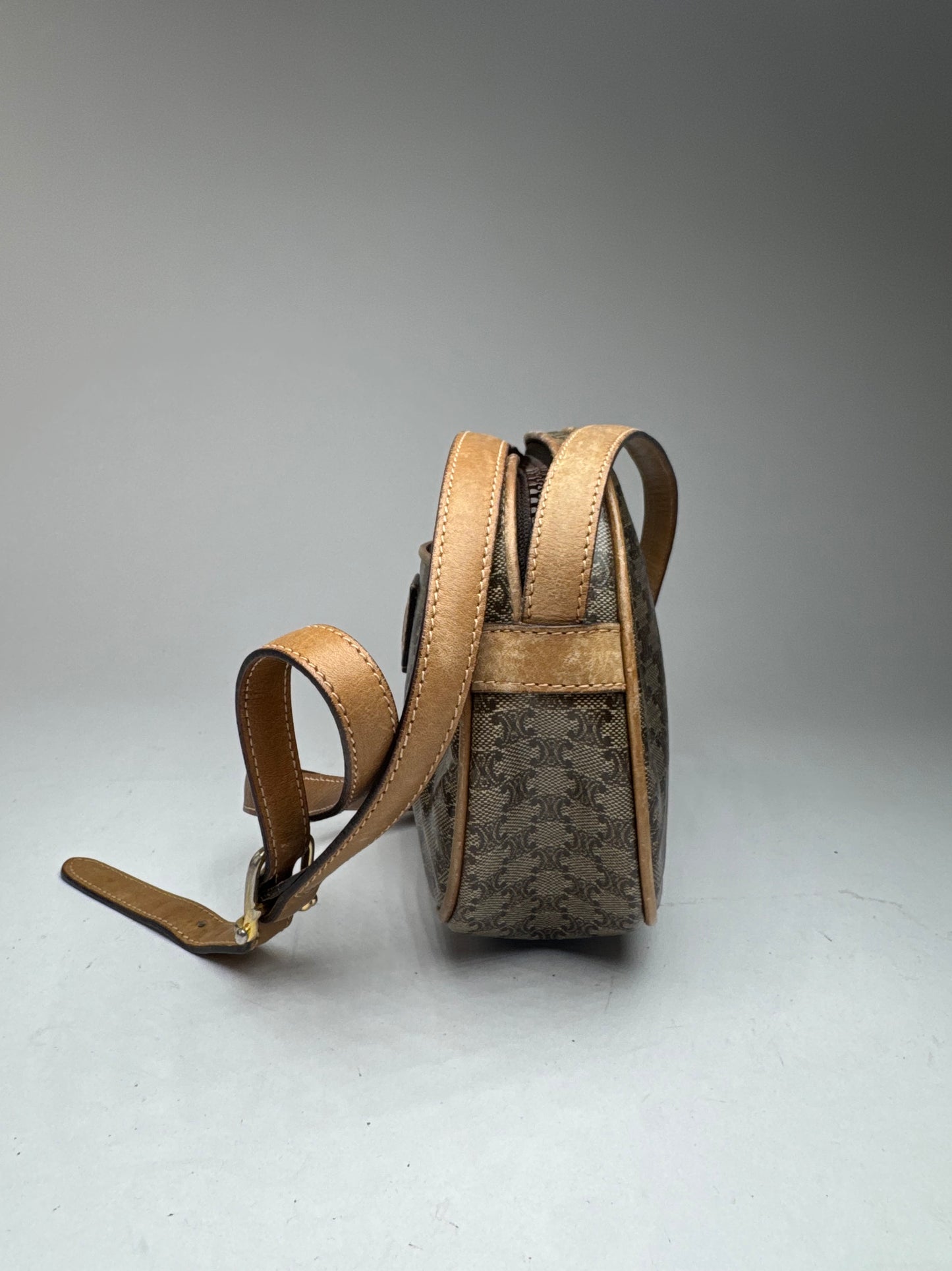 Vintage Celine patent leather crossbody Bag khaki Brown Triomphe